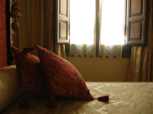 Hotel Alcazar Segovia Phòng bức ảnh
